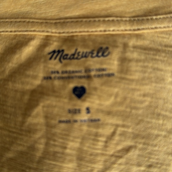 V neck shirt - Picture 3 of 3